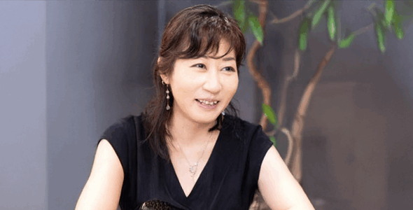 内田しょうこ氏