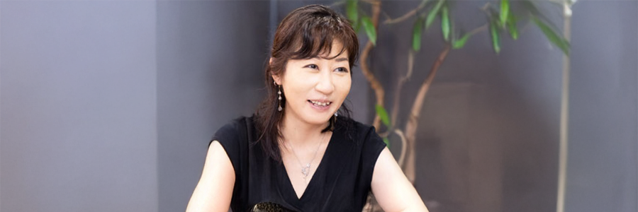 内田しょうこ氏